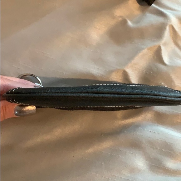 💖HP💖 Black Coach Wristlet - Picture 4 of 6